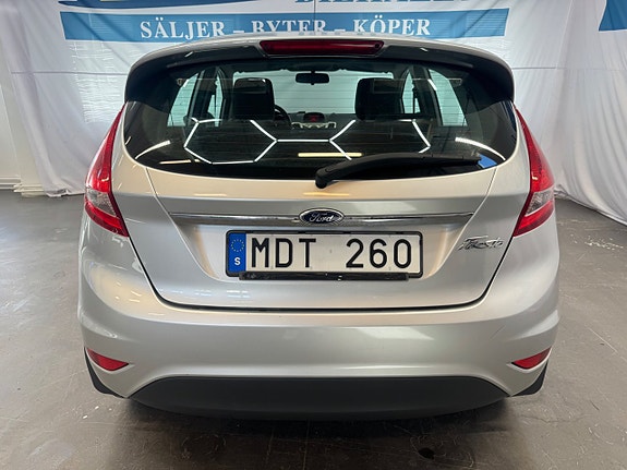 Ford Fiesta 7 of 16