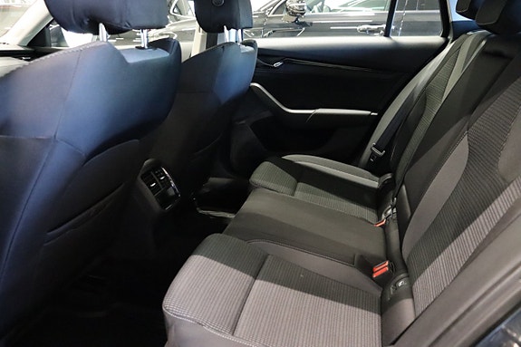 Skoda Octavia 9 of 24