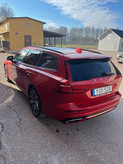Volvo V60 5 of 7