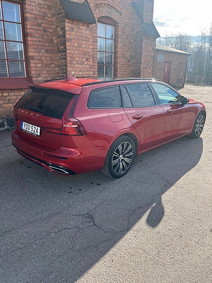 Volvo V60 3 of 7