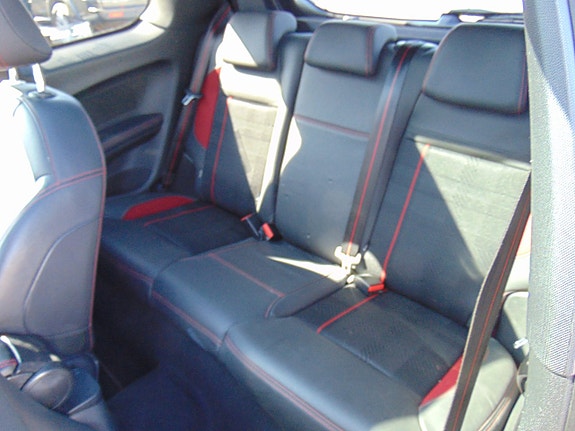 Peugeot 208 9 of 12