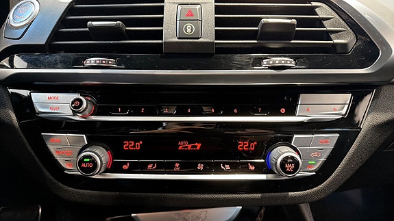 BMW X4 23 of 25