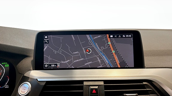 BMW X4 20 of 25