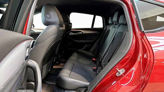 BMW X4 11 of 25