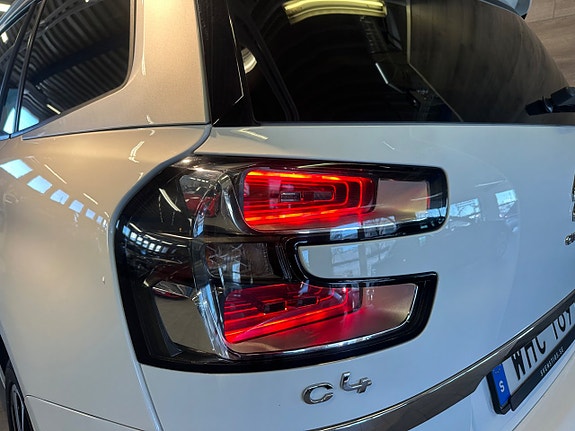 Citroen Grand C4 Picasso 20 of 21