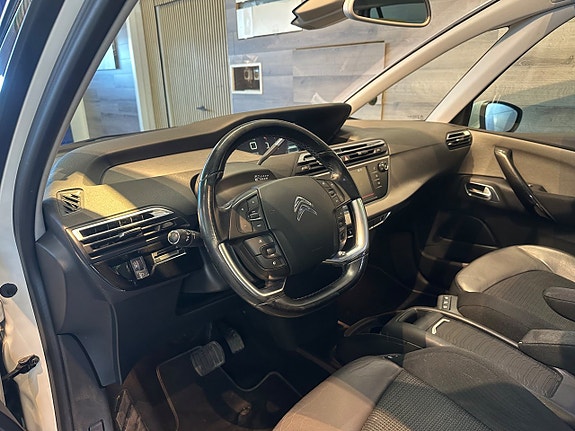 Citroen Grand C4 Picasso 6 of 21