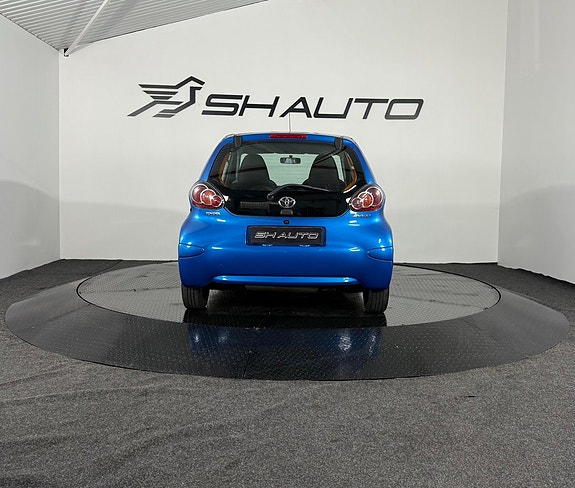 Toyota Aygo 6 of 16