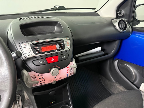 Toyota Aygo 13 of 16