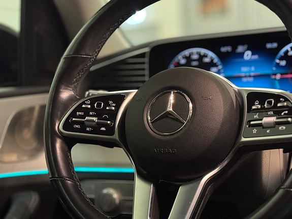 Mercedes-Benz GLE350 de 14 of 27