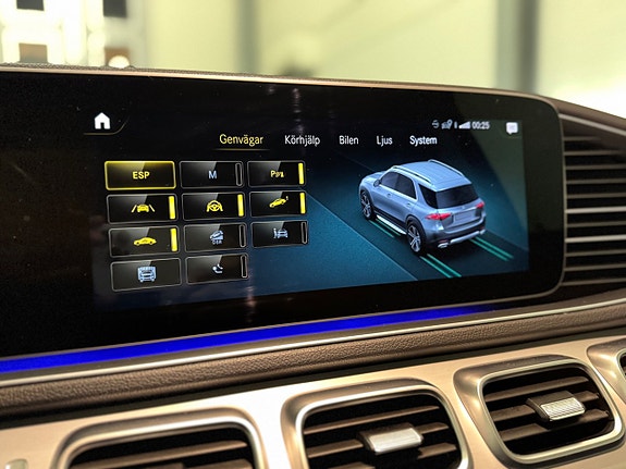 Mercedes-Benz GLE350 de 17 of 27