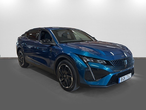 Peugeot 408 3 of 5
