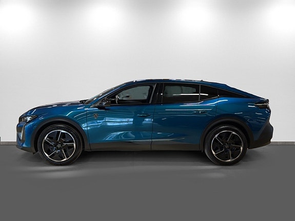 Peugeot 408 4 of 5