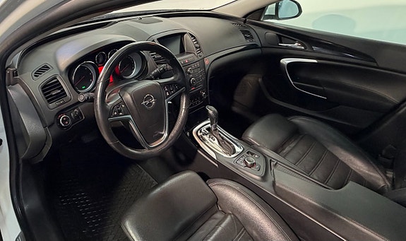 Opel Insignia 6 of 10