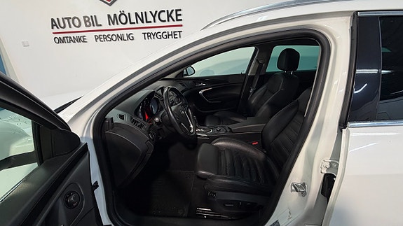 Opel Insignia 4 of 5