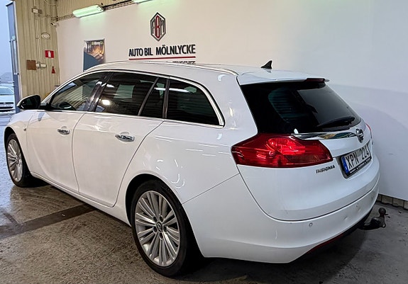 Opel Insignia 3 of 5