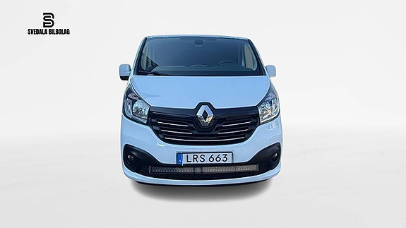 Renault Trafic 2 of 11