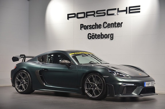 Porsche 718 Cayman GT4 RS