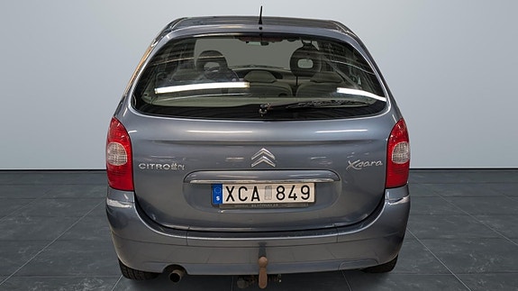 Citroen C4 Picasso 3 of 5