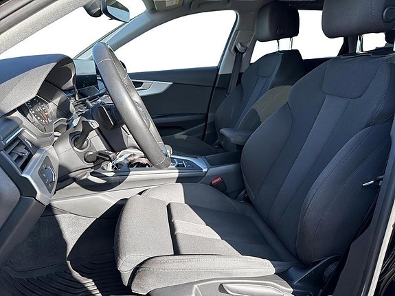 Audi A4 10 of 14