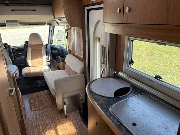 Bürstner I Elegance 695 4 of 13