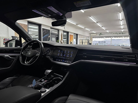 Volkswagen Touareg 15 of 30