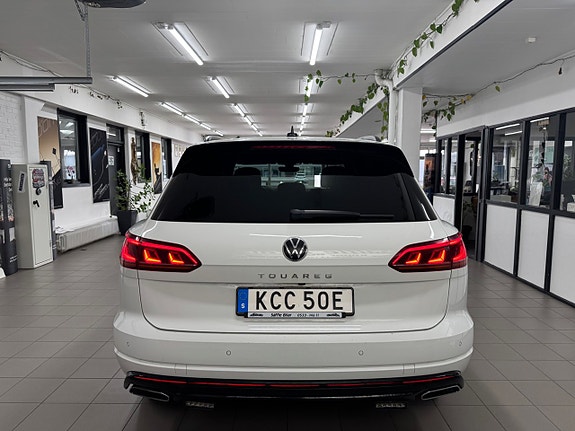 Volkswagen Touareg 7 of 30