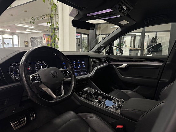 Volkswagen Touareg 24 of 30