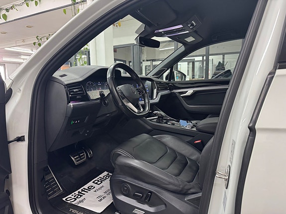 Volkswagen Touareg 21 of 30