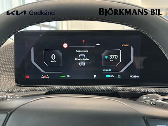 Kia EV6 10 of 14