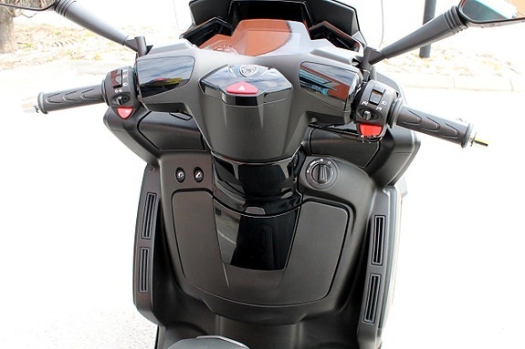 Peugeot METROPOLIS ACTIVE | MC PÅ B-KORT | BLACK PEARL 7 of 18
