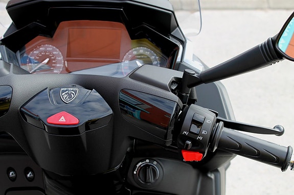 Peugeot METROPOLIS ACTIVE | MC PÅ B-KORT | BLACK PEARL 10 of 18