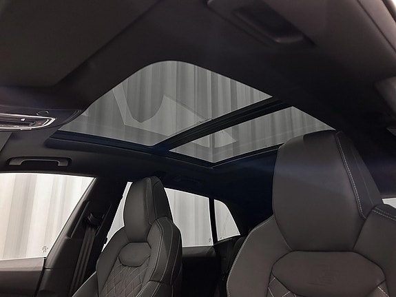 Audi Q8 9 of 19