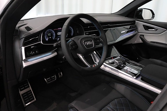 Audi Q8 5 of 5
