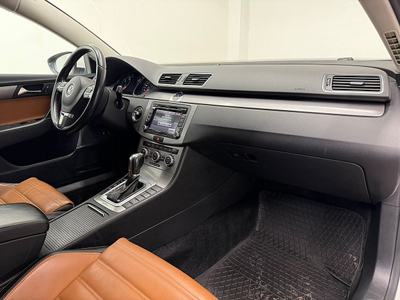 Volkswagen Passat 9 of 19
