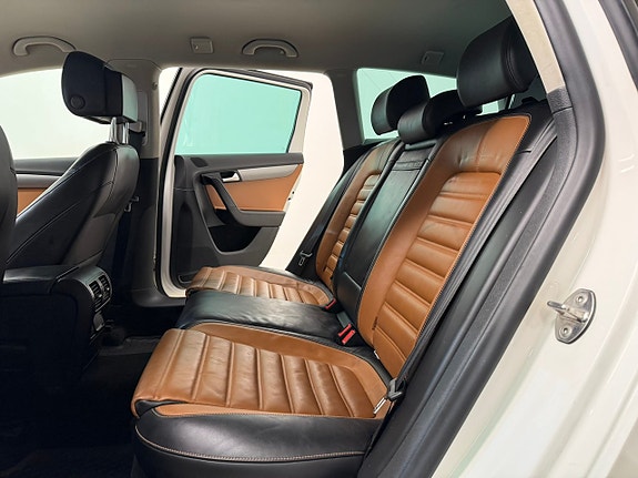 Volkswagen Passat 14 of 19