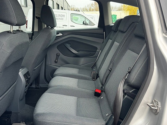 Ford C-Max 21 of 21
