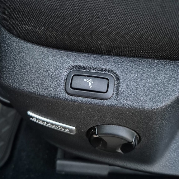 Volkswagen Golf Alltrack 12 of 24