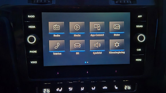 Volkswagen Golf Alltrack 21 of 24