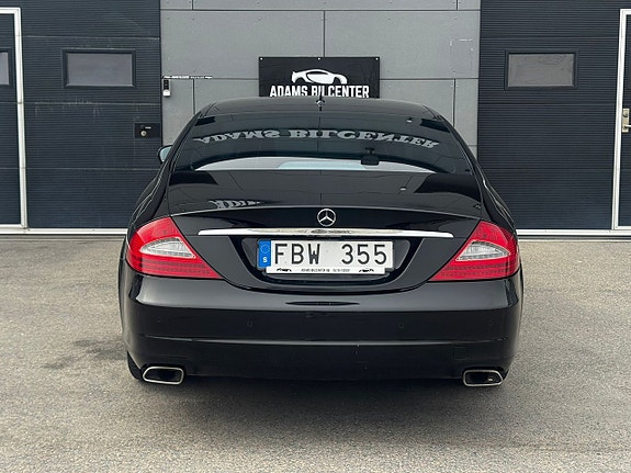 Mercedes-Benz CLS300 7 of 28