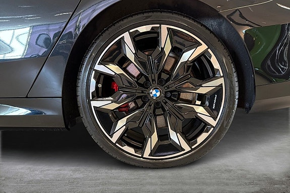 BMW 550e 15 of 18