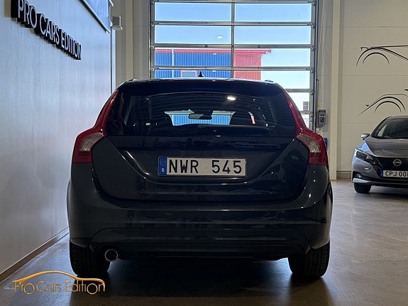 Volvo V60 5 of 5