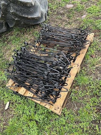 He-Va Weeder12M 4 of 4