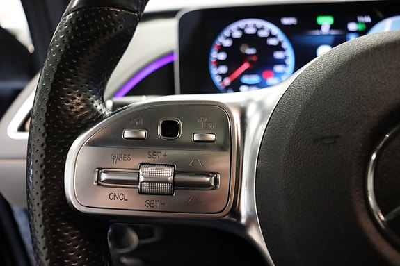 Mercedes-Benz EQC400 19 of 29