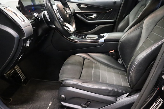 Mercedes-Benz EQC400 11 of 29