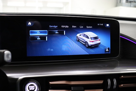 Mercedes-Benz EQC400 23 of 29