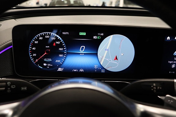Mercedes-Benz EQC400 18 of 29