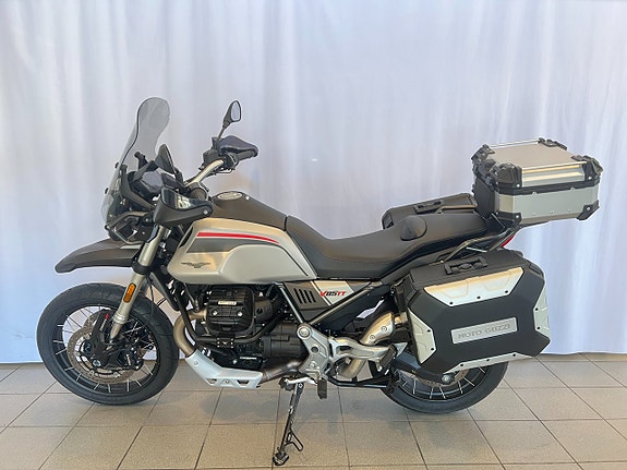 Moto Guzzi V85 TT Travel 7 of 11