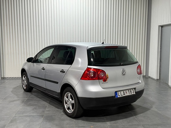Volkswagen Golf V 4 of 14
