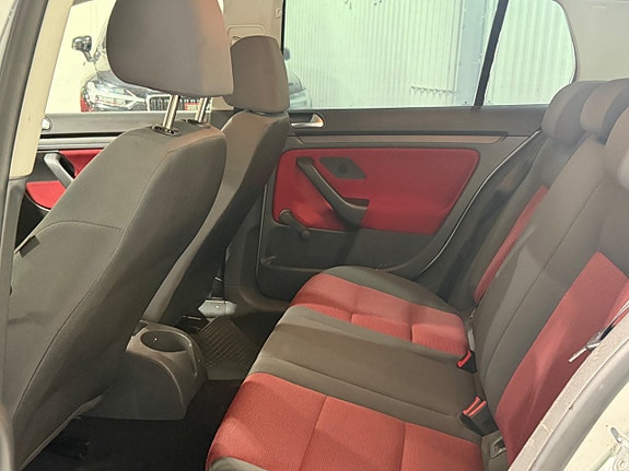 Volkswagen Golf V 12 of 14
