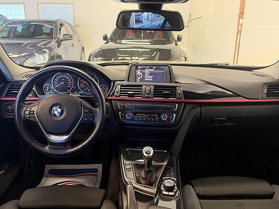 BMW 320d 13 of 18